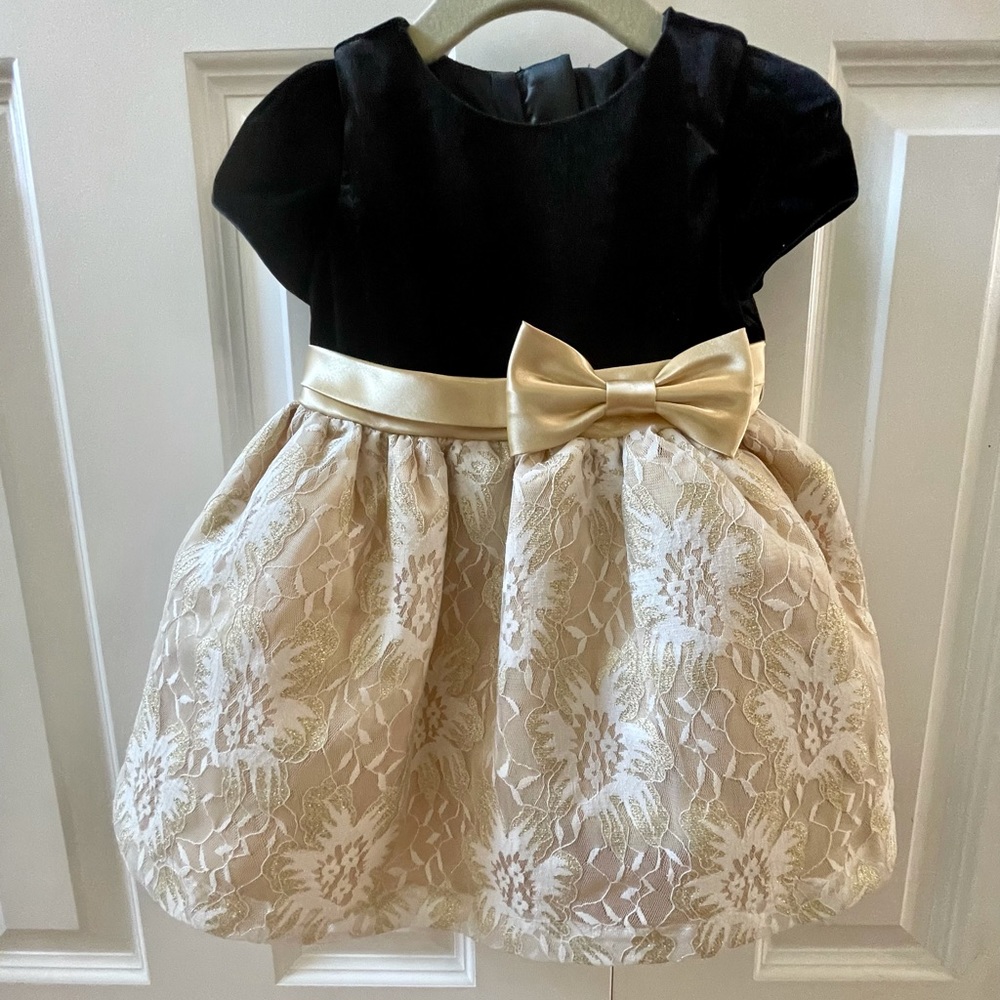 Girl’s Holiday Dress
